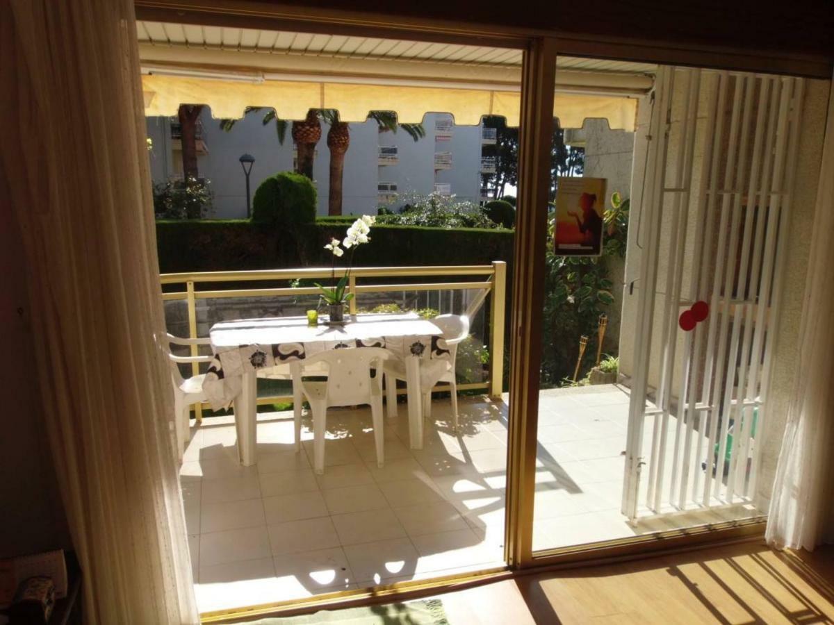 100M2 Big Apartment Private Garden And Pool/ 100M2 Gran Apartamento Jardin Privado Y Piscina / Acogedor Apartamento En Zona Tranquila Y Agradable Камбрильс Экстерьер фото