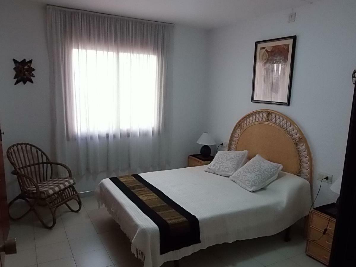 100M2 Big Apartment Private Garden And Pool/ 100M2 Gran Apartamento Jardin Privado Y Piscina / Acogedor Apartamento En Zona Tranquila Y Agradable Камбрильс Экстерьер фото